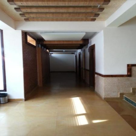 Mak Hotel Bangalore Buitenkant foto